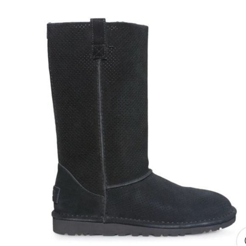 NEW UGG TALL BLACK LEATHER PERFORATED LEATHER BOOT SZ 5 Woman’s or 3.5 big girls
